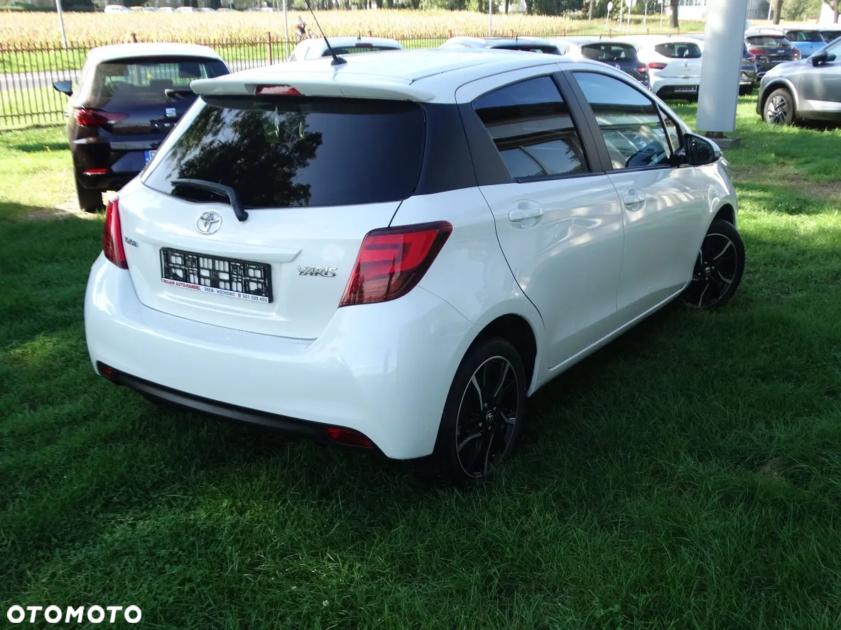 Toyota Yaris - 2