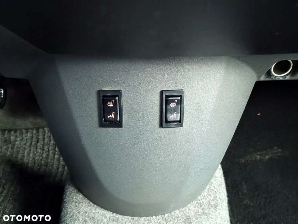 Toyota Prius 1.5 VVT-i Prestige - 16