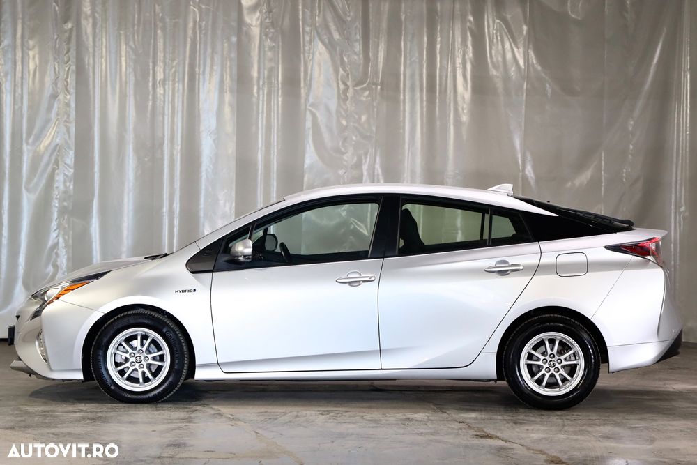 Toyota Prius 1.8 Dual VVT-i Sol - 40