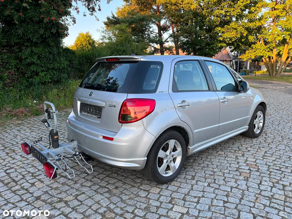 Suzuki SX4 1.6 VVT 4x2 Club - 3