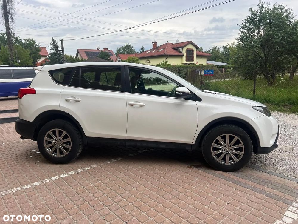 Toyota RAV4 2.0 D-4D Active - 7