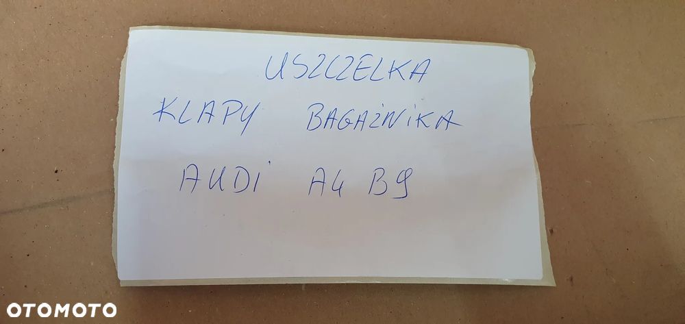Uszczelka klapy bagażnika Audi A4 B9 Kombi 8W9827705B - 9