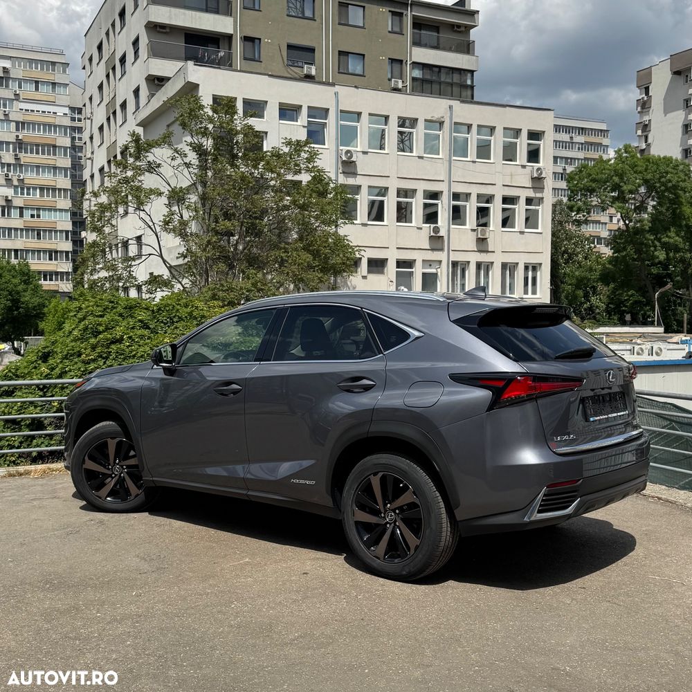 Lexus Seria NX 300h AWD Executive Plus - 10