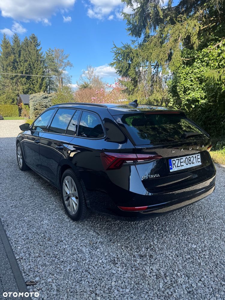 Skoda Octavia 2.0 TDI Ambition DSG - 4