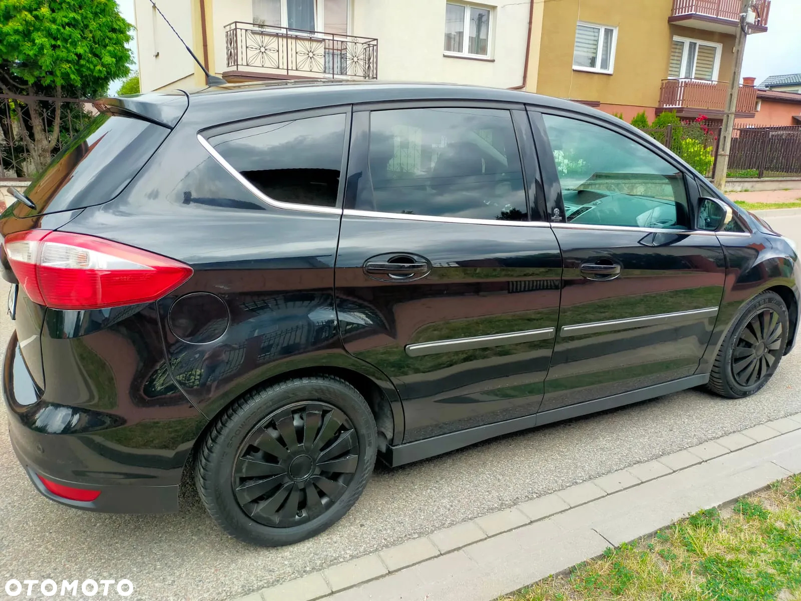 Ford C-MAX 1.6 EcoBoost Start-Stop-System Champions Edition - 13