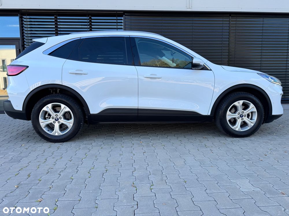Ford Kuga 2.5 FHEV FWD Titanium - 12