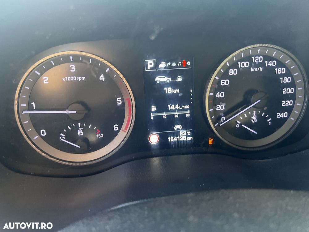 Hyundai Tucson 2.0 CRDI 4WD 6AT Luxury Pack+ - 2