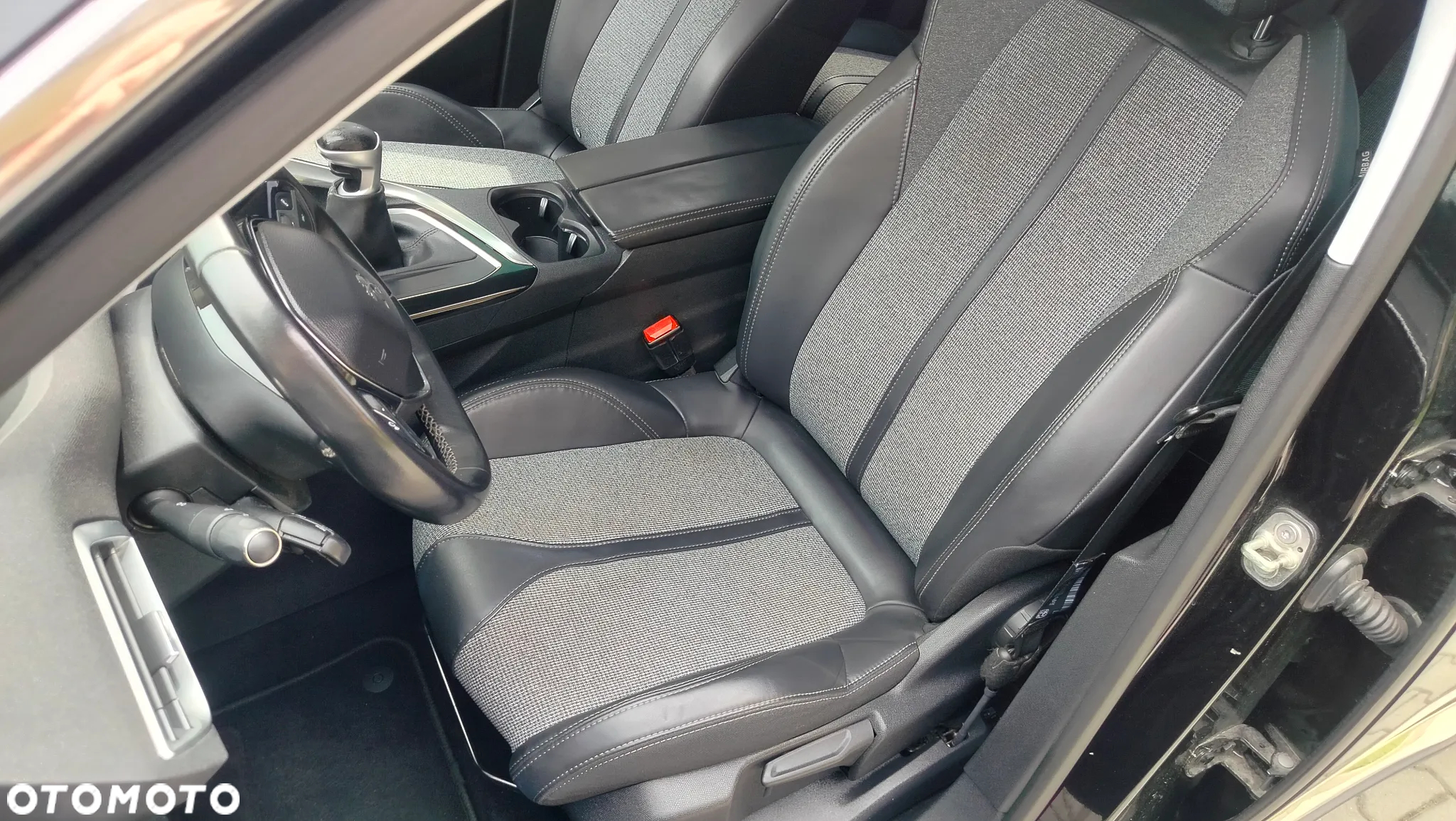 Peugeot 3008 BlueHDi 120 Stop & Start Business-Line - 10