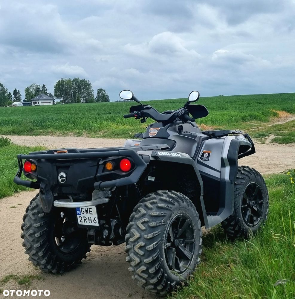 Can-Am Outlander - 4