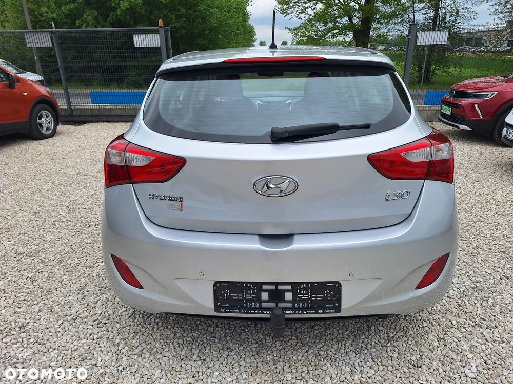 Hyundai i30 blue 1.6 GDI Trend - 16