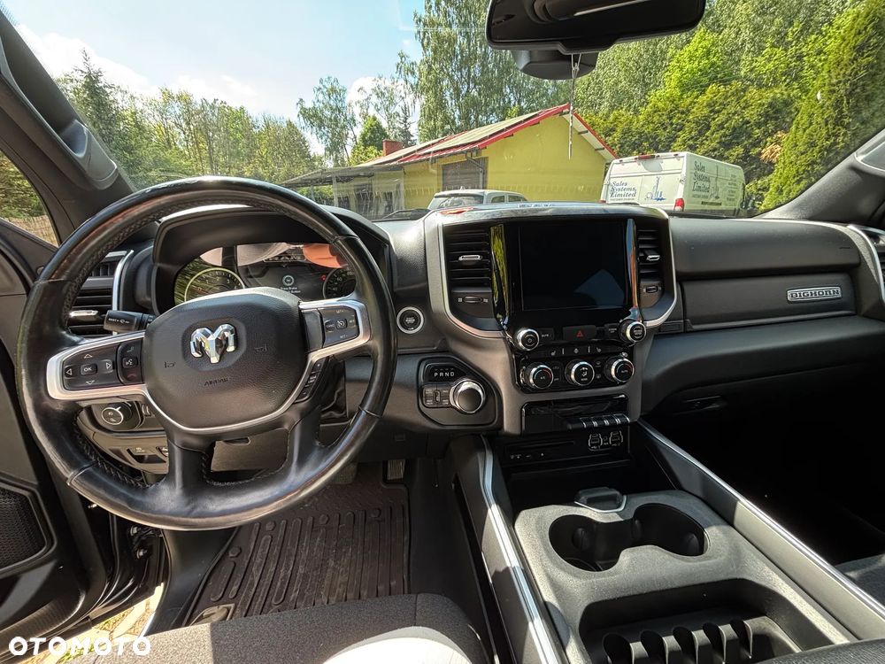 RAM 1500 Crew Cab Shortbed Bighorn - 8