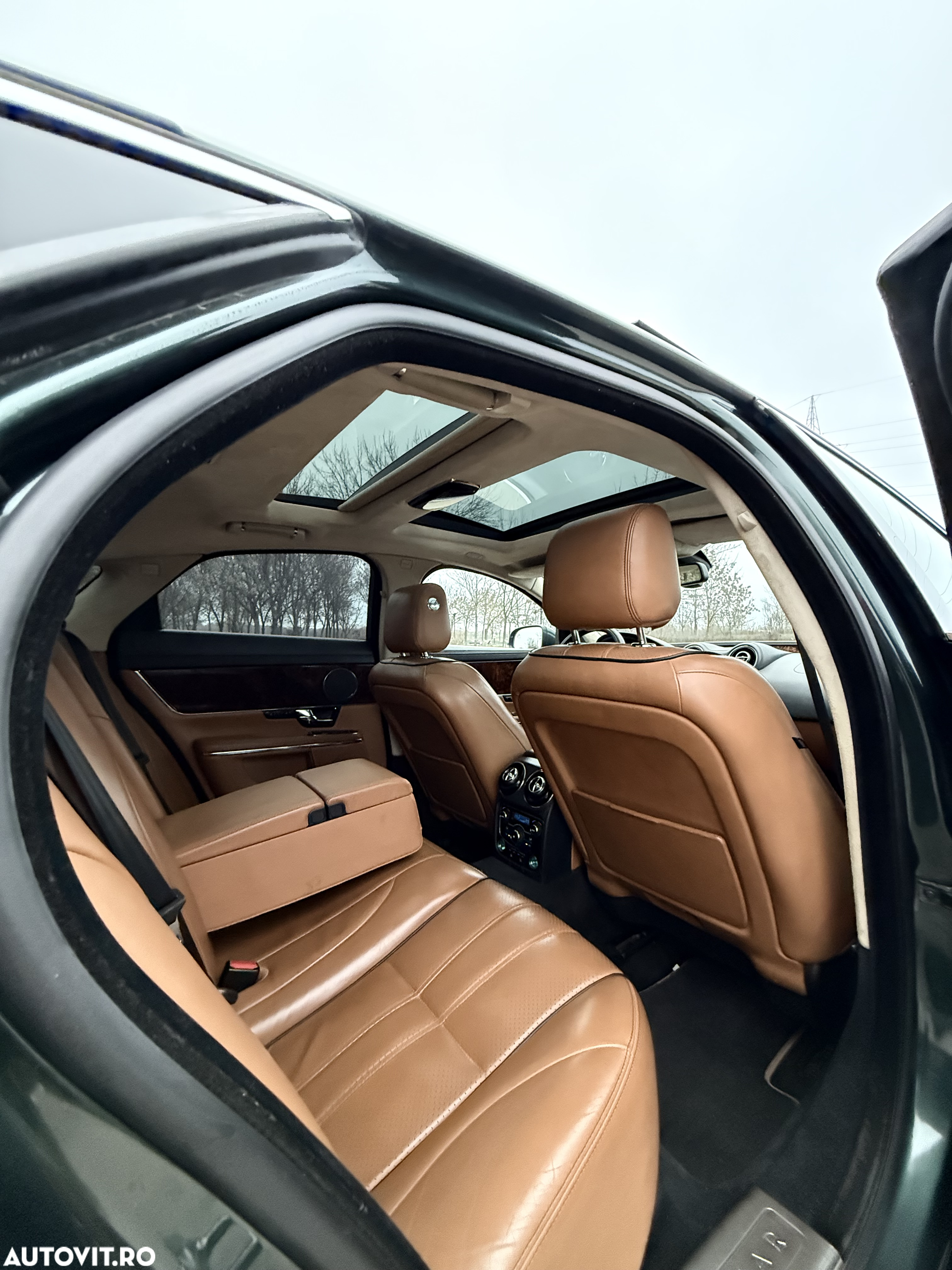 Jaguar XJ 3.0 V6 Portfolio Aut SWB - 15