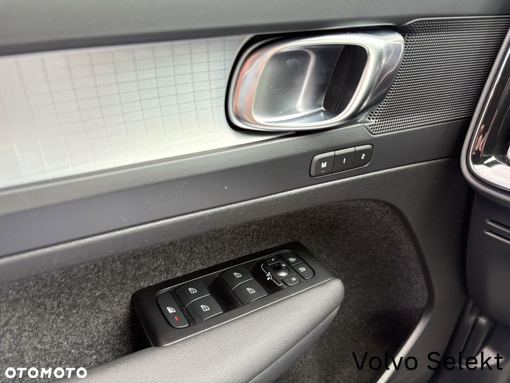 Volvo XC 40 - 20