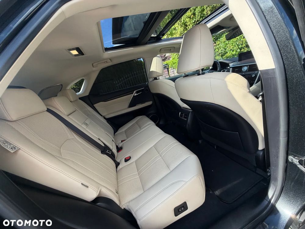 Lexus RX 450h Omotenashi - 31