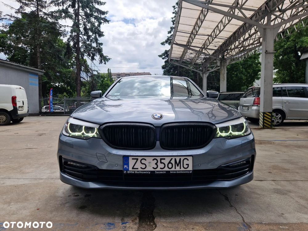 BMW Seria 5 520d xDrive MHEV Sport Line sport - 32