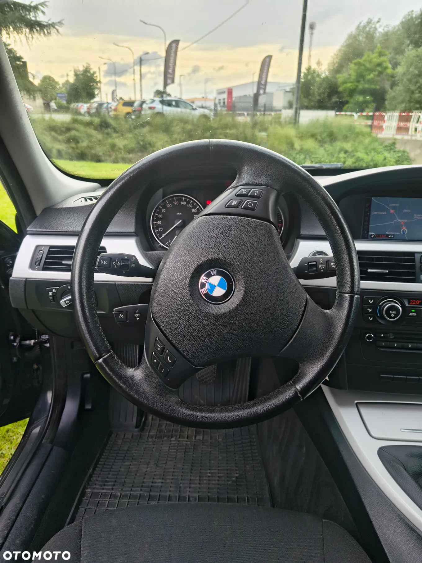BMW Seria 3 318d - 13