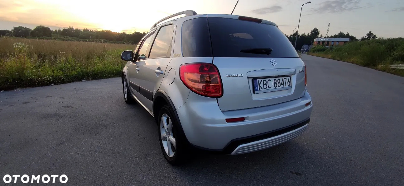 Suzuki SX4 1.6 GS / Premium - 6