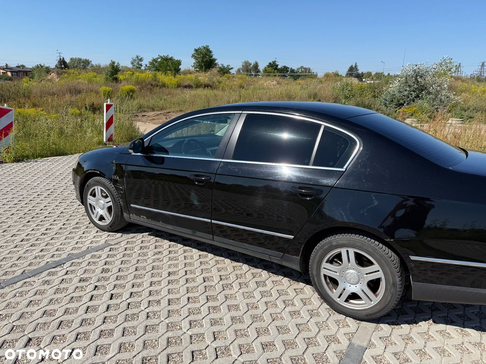 Volkswagen Passat 2.0 TDI Highline - 4