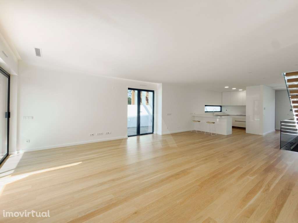 Moradia T3 Contemporânea em Cascais - Grande imagem: 4/47