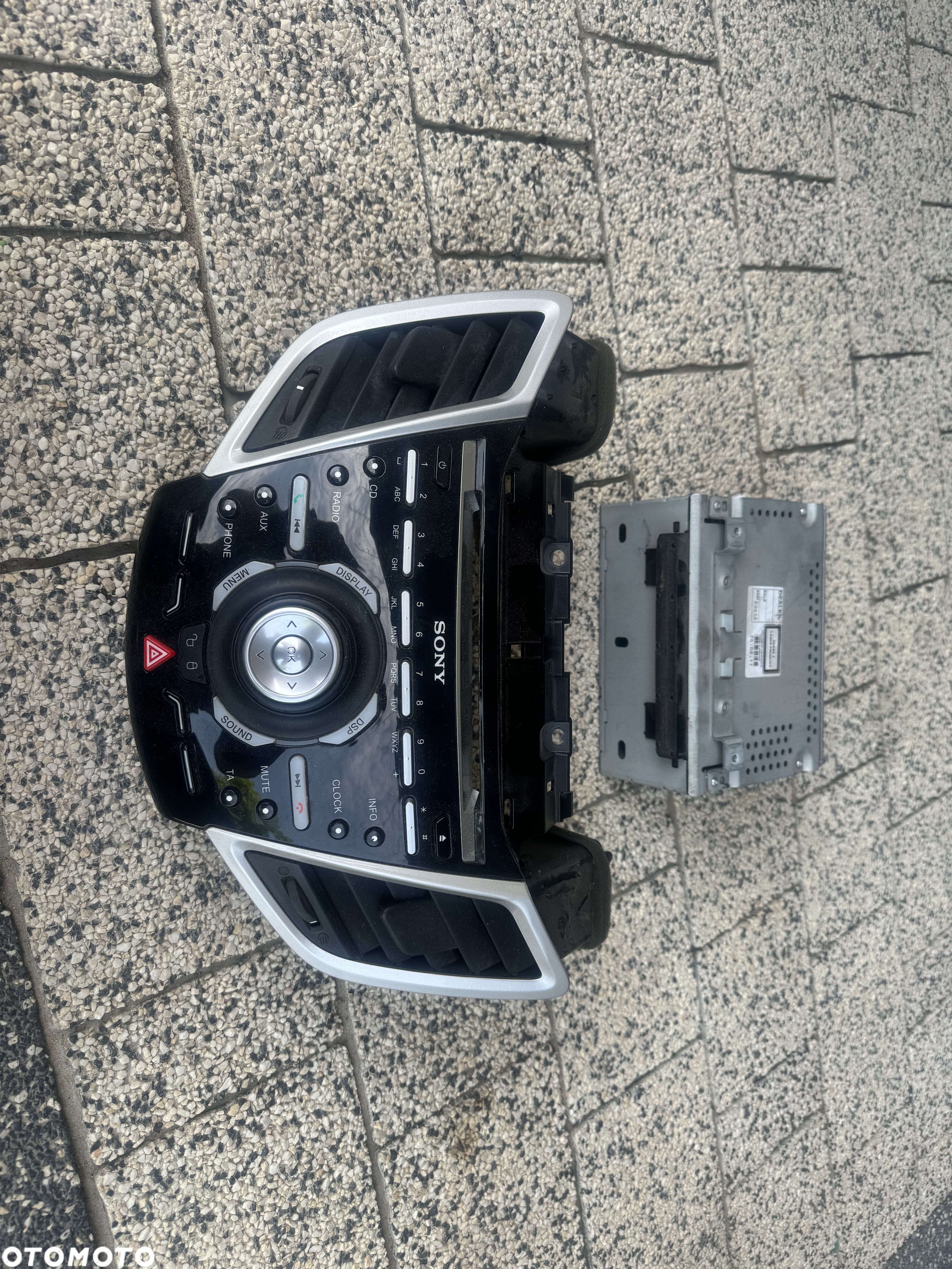 FORD FIESTA MK7 RADIO SONY - 3