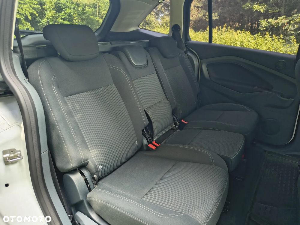 Ford Grand C-MAX 2.0 TDCi Titanium - 13