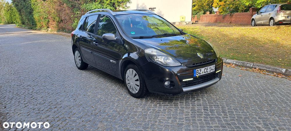 Renault Clio 2011 photo 3