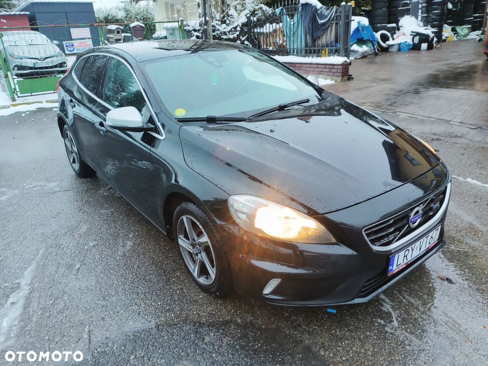 Volvo V40 D4 Drive-E R-Design Summum - 2