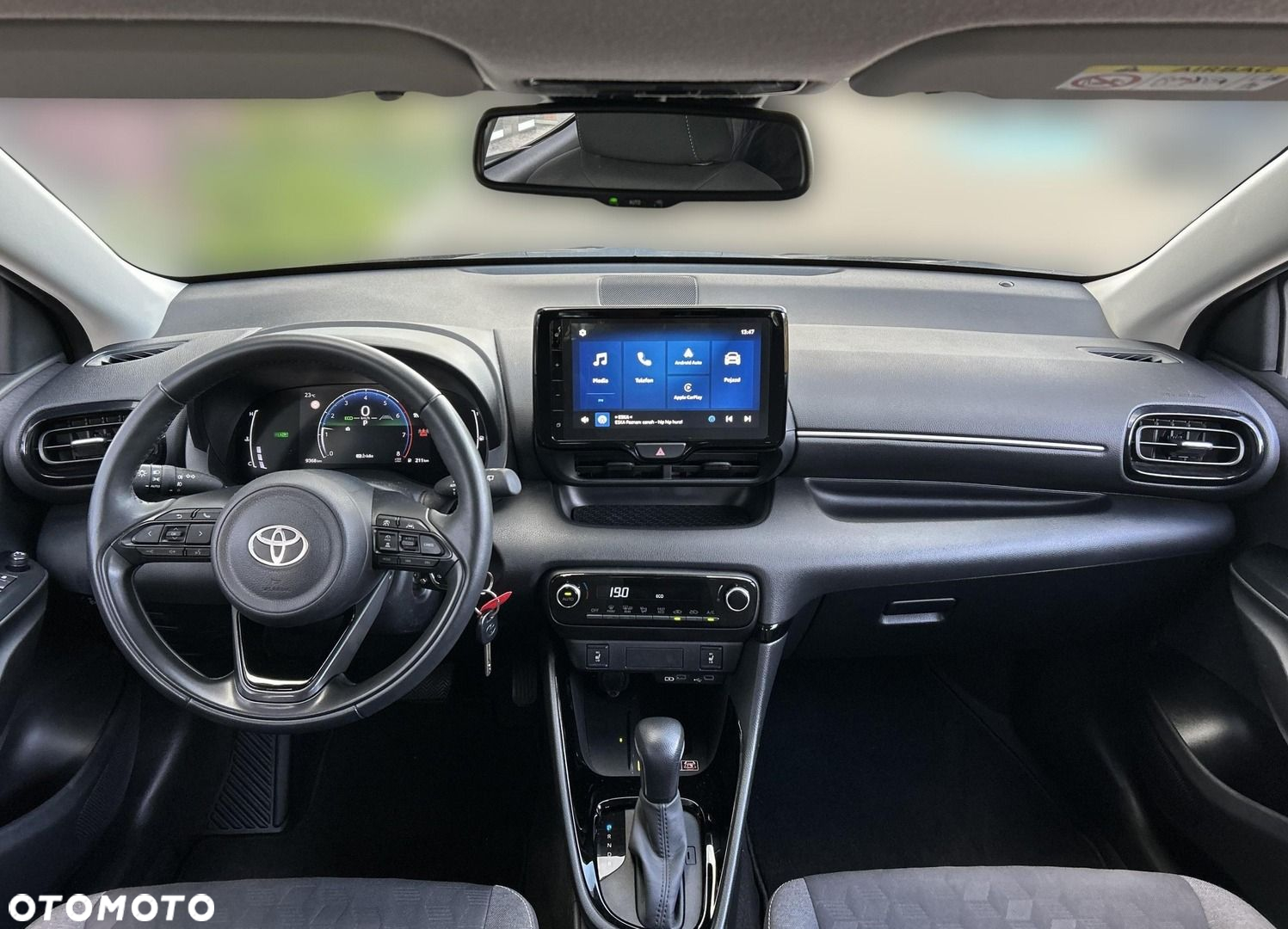 Toyota Yaris Hybrid 1.5 Style - 11