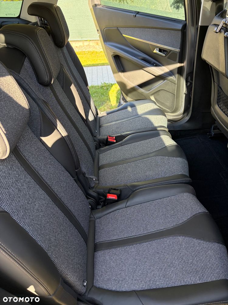 Peugeot 5008 1.2 PureTech Allure S&S EAT6 - 14