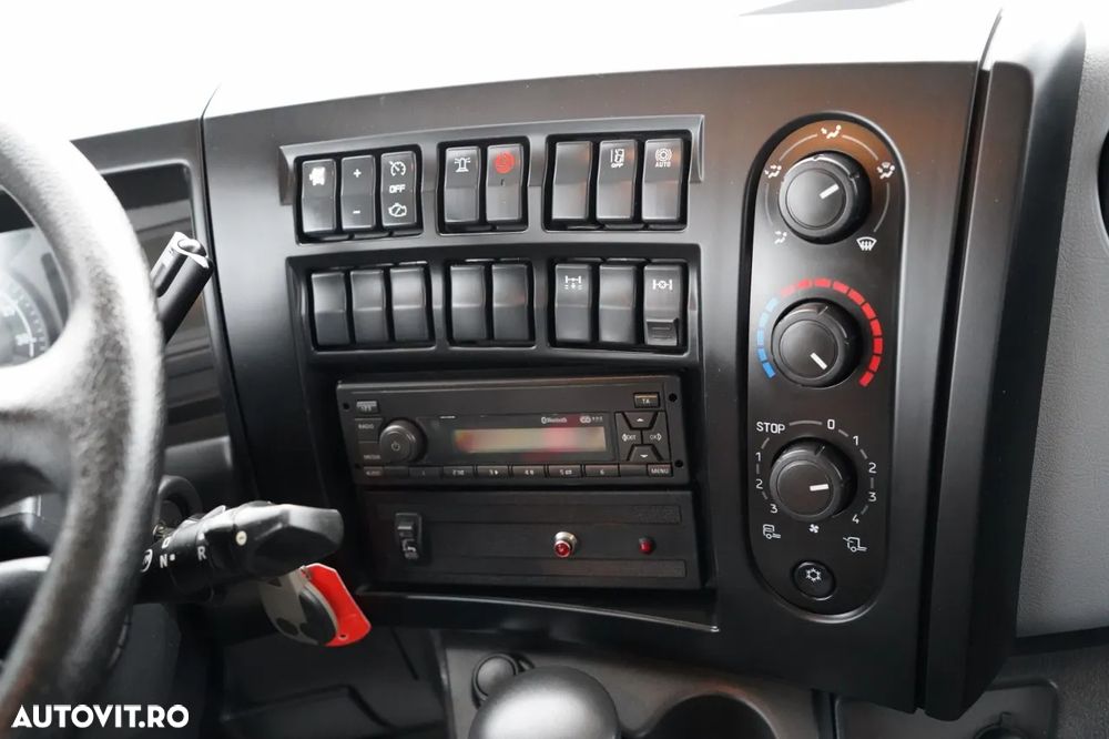 Renault D12 / BASCULATOR 3 LATE / HYDRODOLT LATERAL / HDS HIAB 077 BS2 / ROTATOR / PILOT / EURO 6 - 31