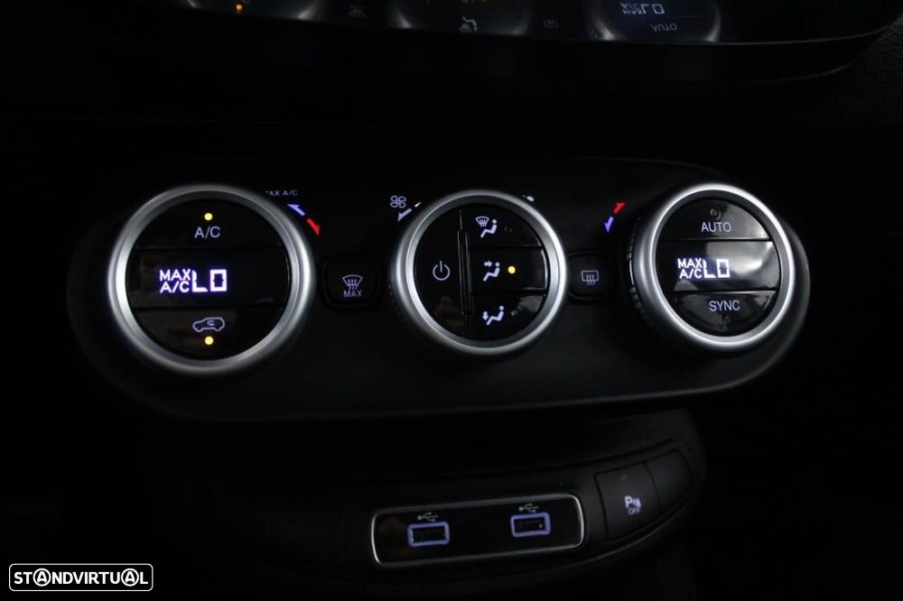 Fiat 500X 1.3 MJ City Cross - 29