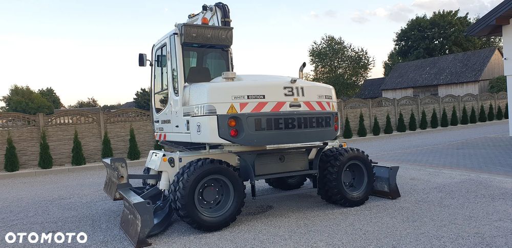 Liebherr 311 rok 2007 łyżka skarpowa hydr. + do kopania 2xpług klima oryginał - 30