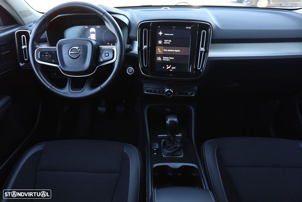 Volvo XC 40 2.0 D3 Momentum Plus - 17