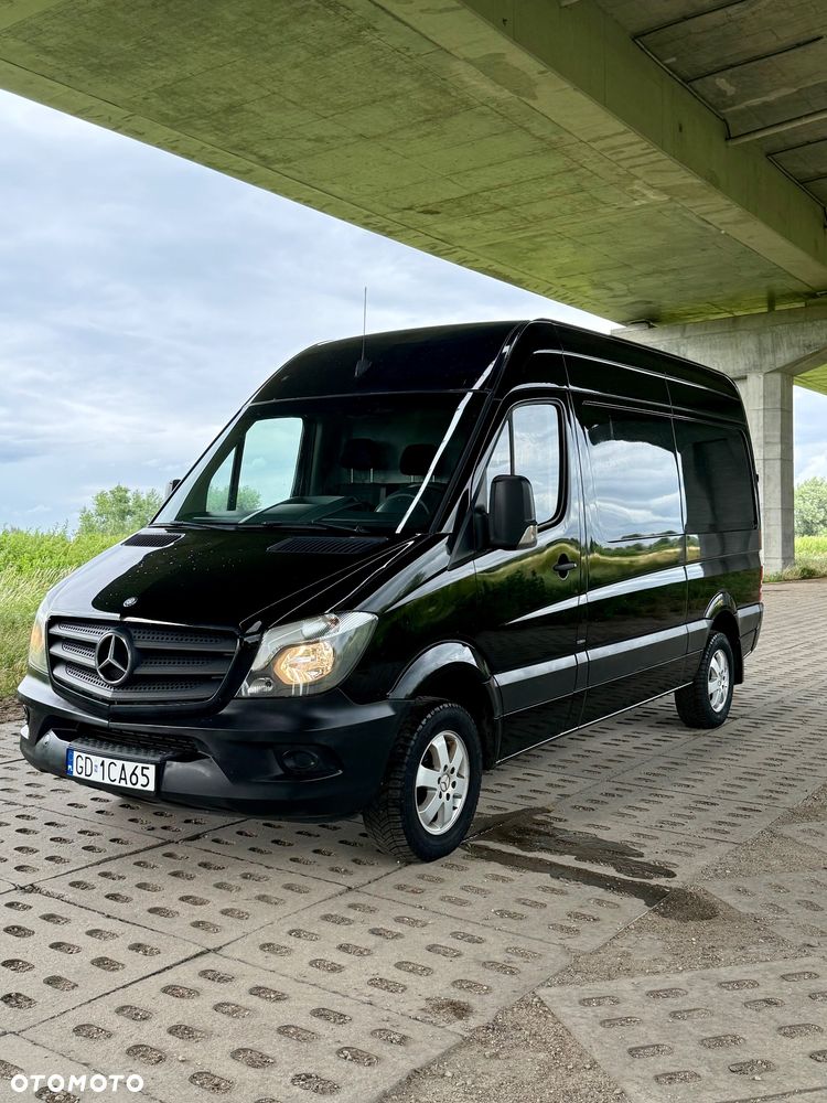 Mercedes-Benz Sprinter - 14