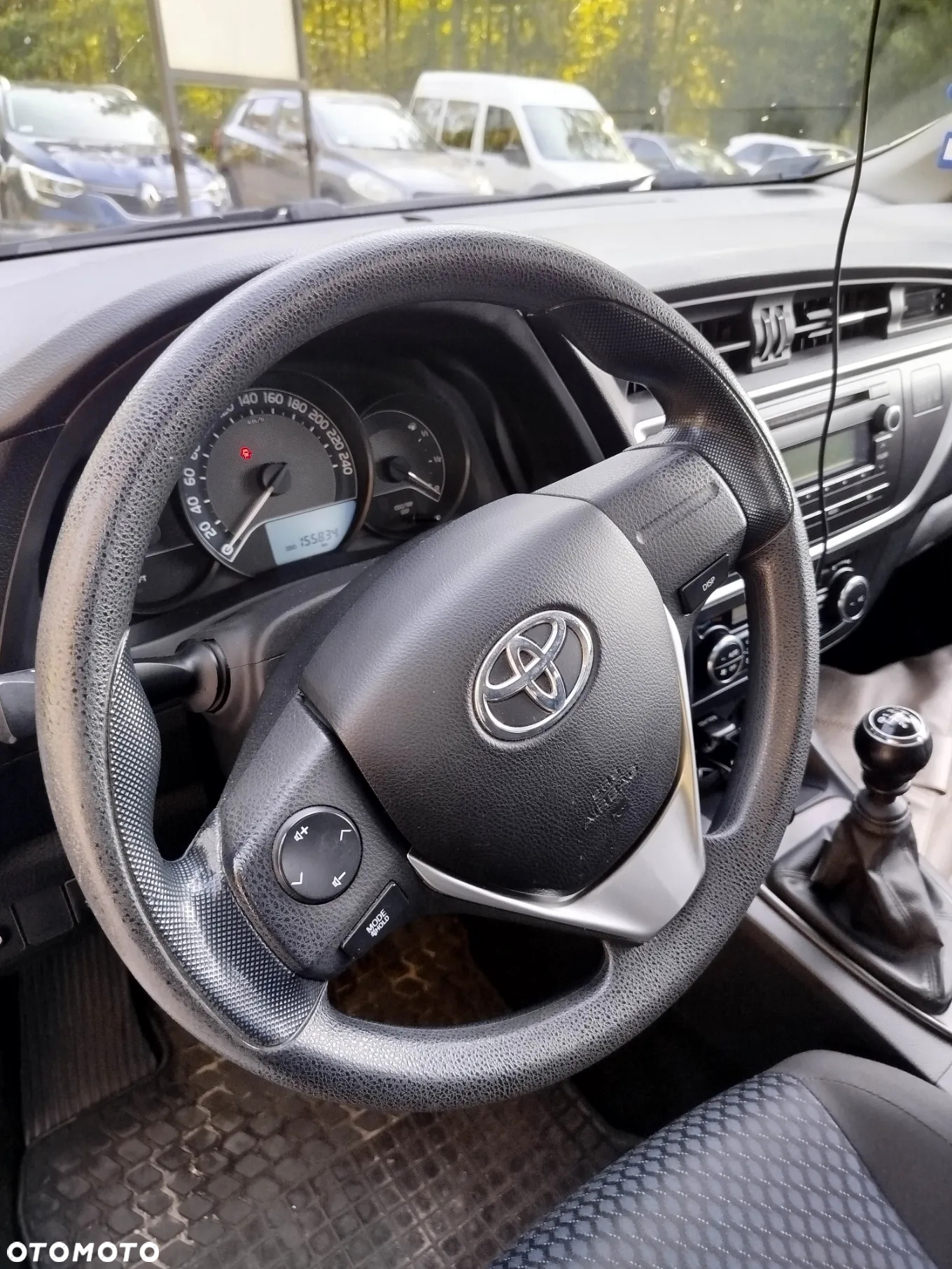 Toyota Auris 1.33 VVT-i Active - 4