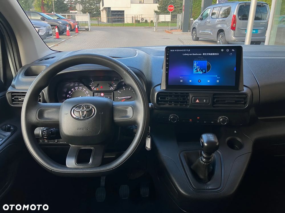 Toyota Proace City Verso 1.5 D-4D L1 Combi - 24