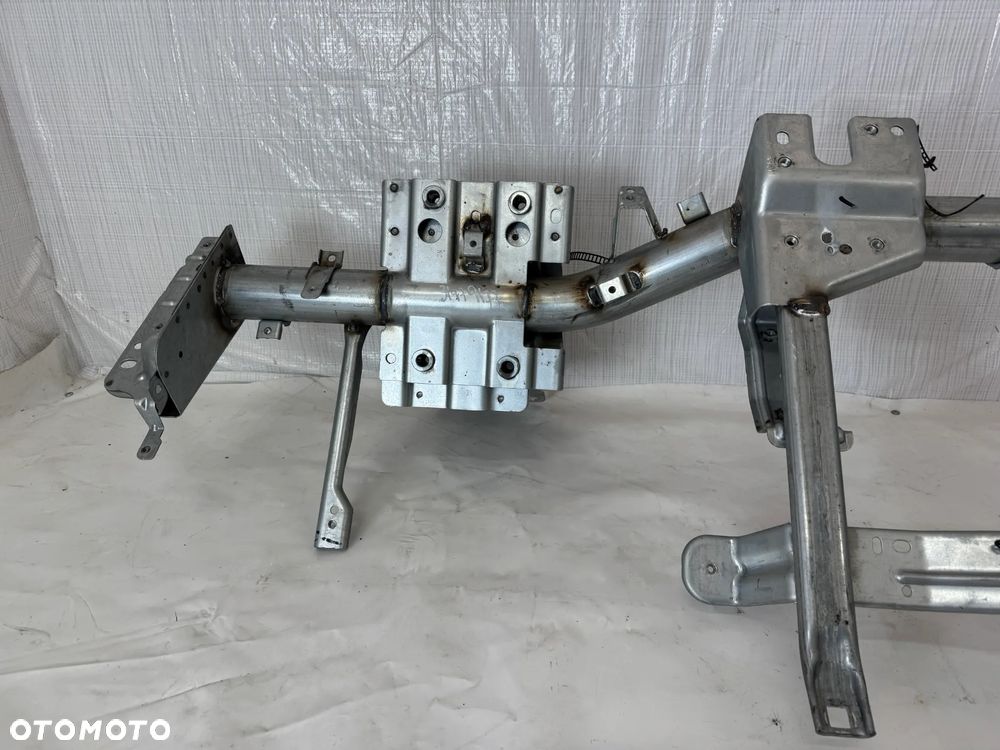 Iveco Daily 14- stelaz deski rozdzielczej - 2