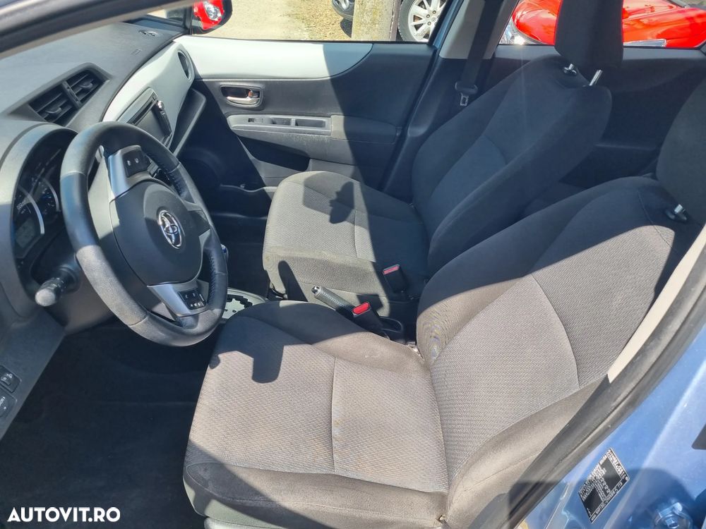 Toyota Yaris 1.5 VVT-i HSD Luna - 10