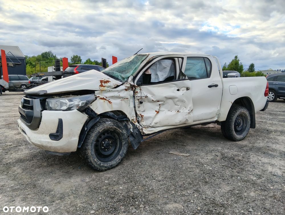 Toyota Hilux 2.4 D-4D Double Cab DLX 4x4 - 10