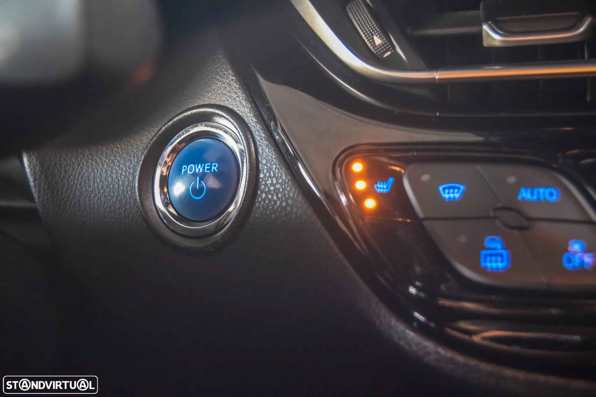 Toyota C-HR 1.8 HSD Exclusive+P.Luxury - 21