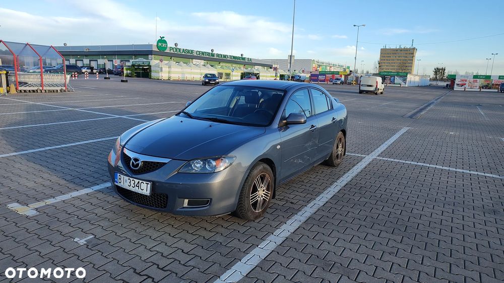 Mazda 3 2.0 Active + - 7
