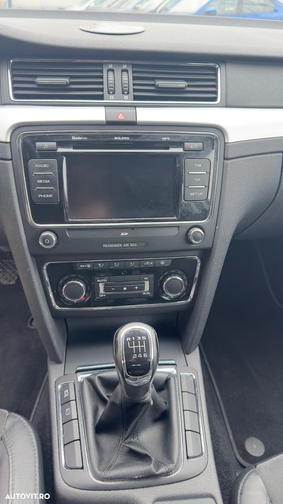 Skoda Superb 2.0 TDI Ambition - 22