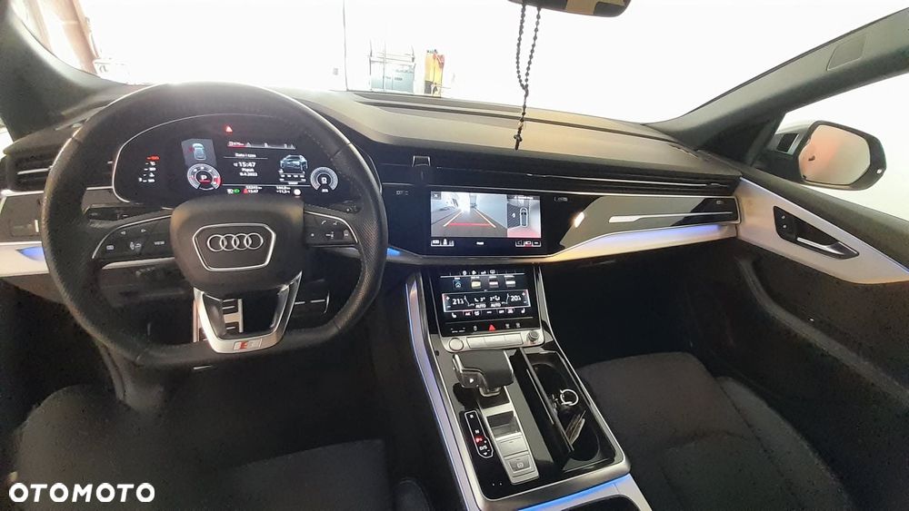 Audi SQ8 - 10