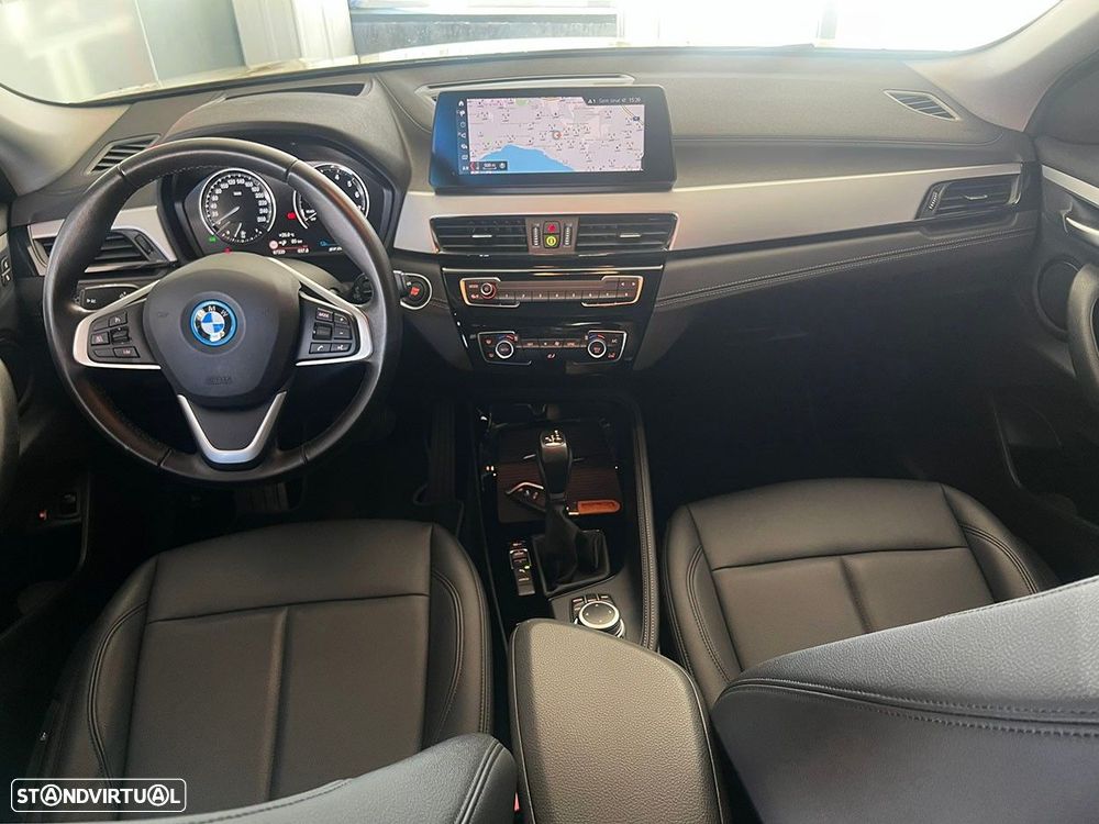 BMW X2 xDrive25e Advantage - 11