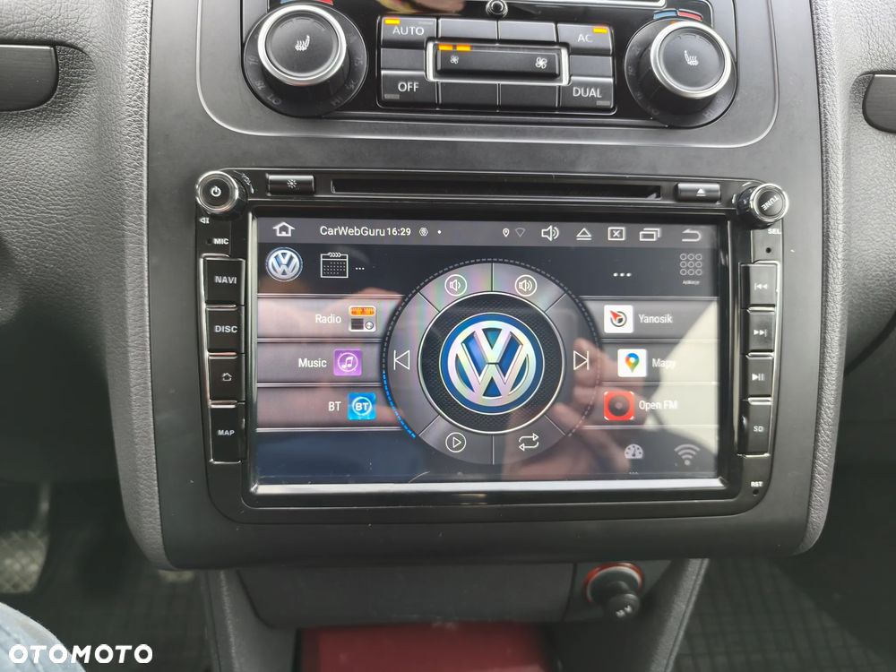 Volkswagen Touran 1.6 TDI DPF BlueMotion Technology STYLE - 9