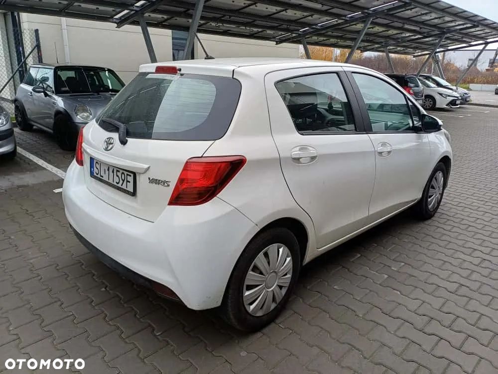 Toyota Yaris - 6