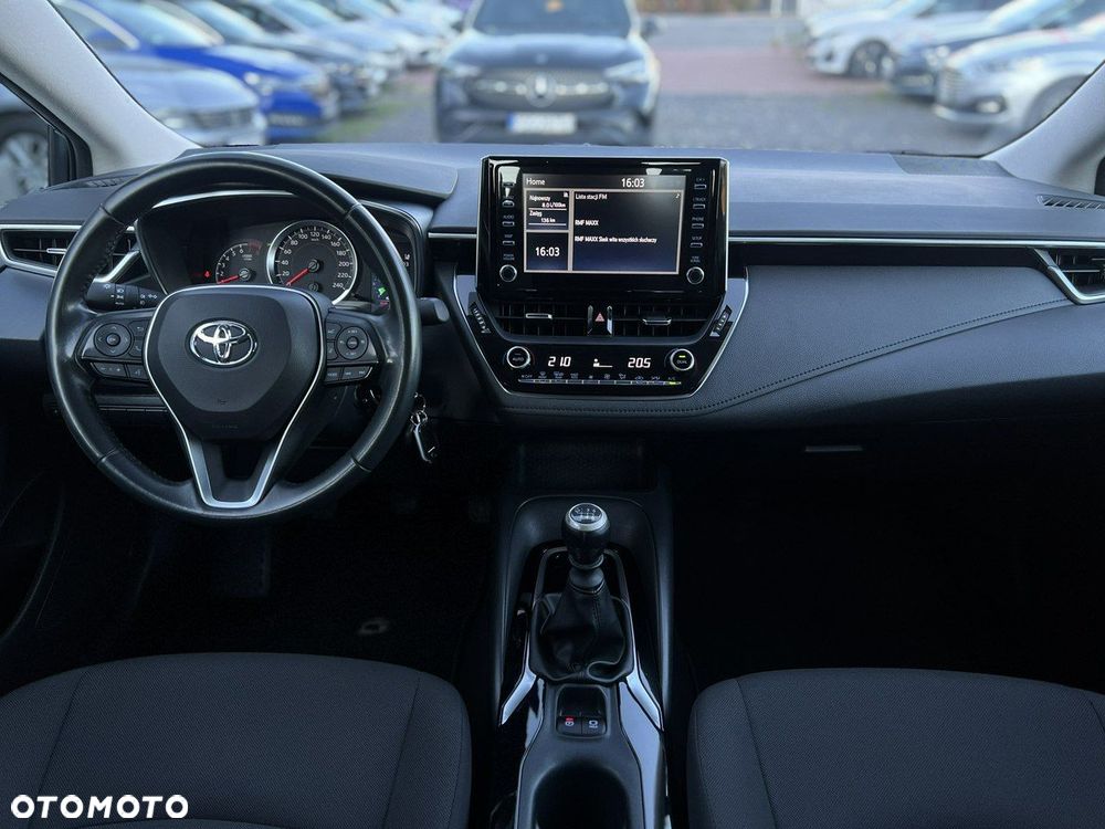 Toyota Corolla 1.5 Comfort - 29