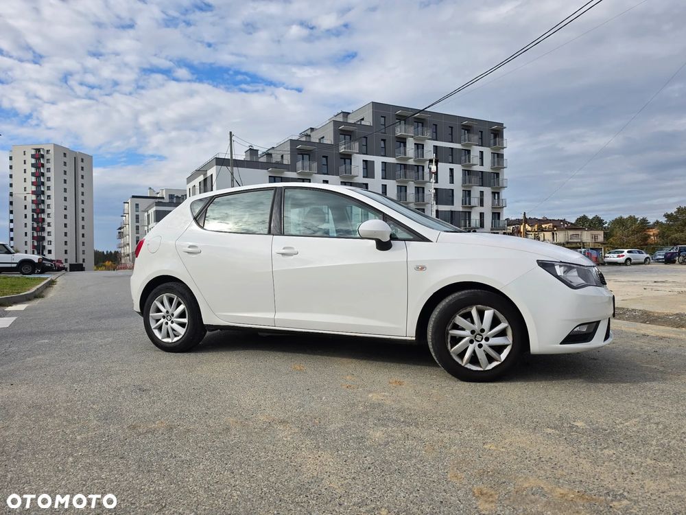 Seat Ibiza 2014 photo 3