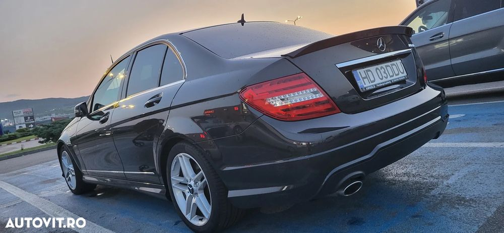Mercedes-Benz C 220 CDI Avantgarde Edition - 13