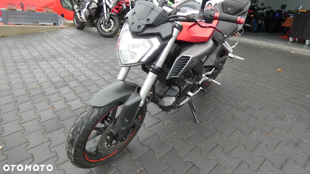 Yamaha MT - 5
